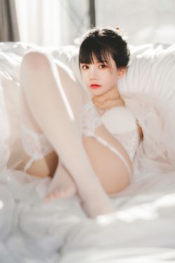 [COS福利] 桜桃喵 - 白紗糖02